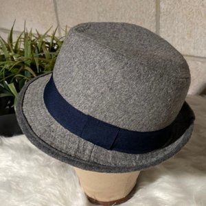 Fedora large size ( old navy)